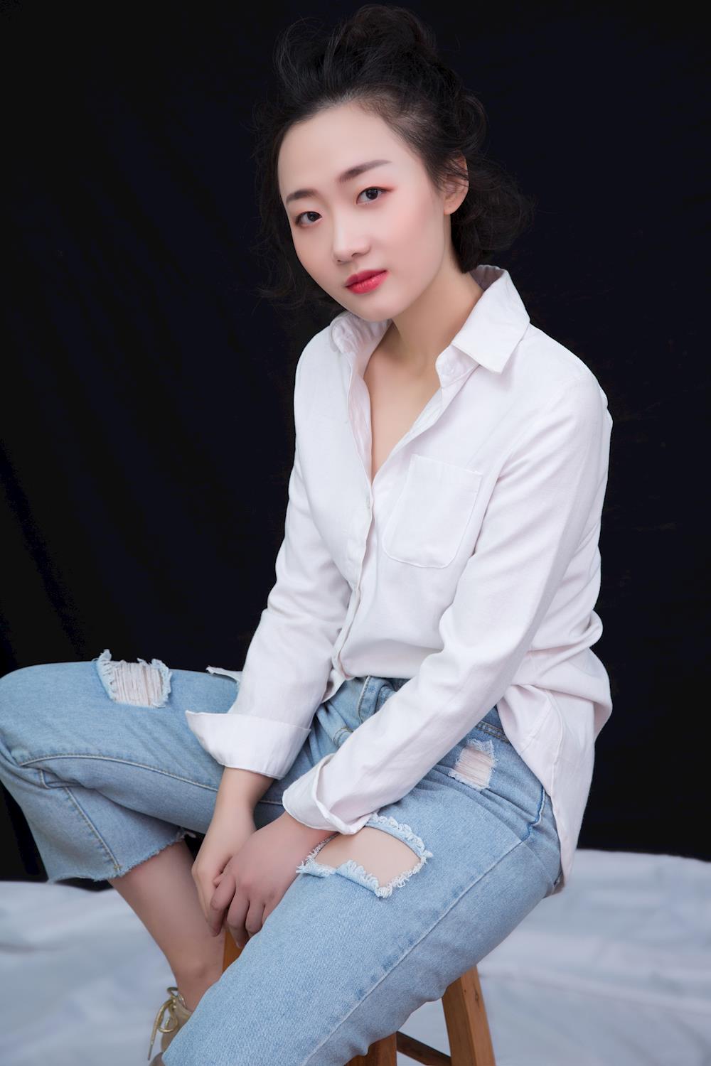 刘蕾筠_教师风采_旧站节点_航空服务与音乐学院 南昌航空大学