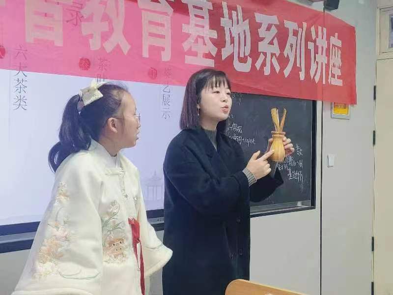 54c2e7f206a74034a1830cc100cfeb3b.jpg 54c2e7f206a74034a1830cc100cfeb3b.jpg