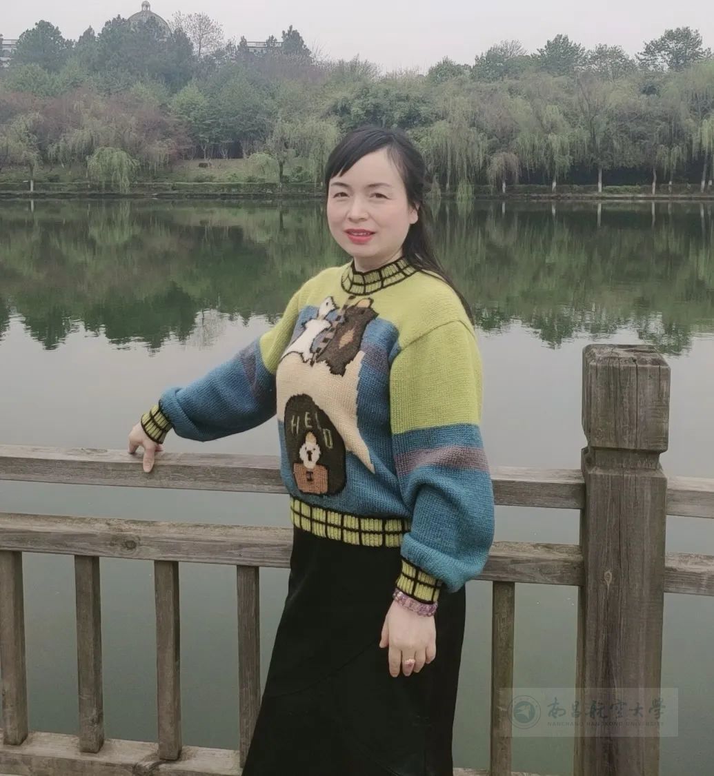 贺晓蓉